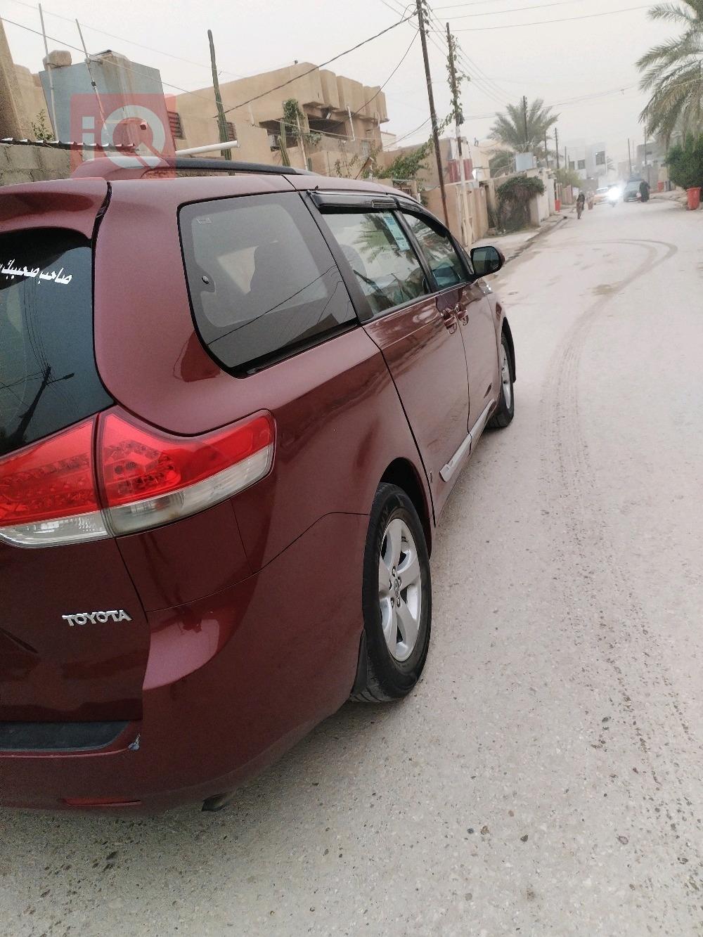 تويوتا سيينا